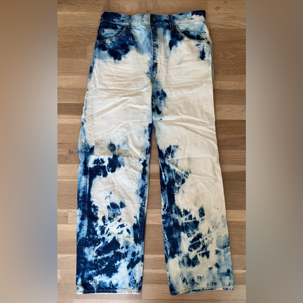 One-of-a-kind Uniqlo U Bleached Denim size 28